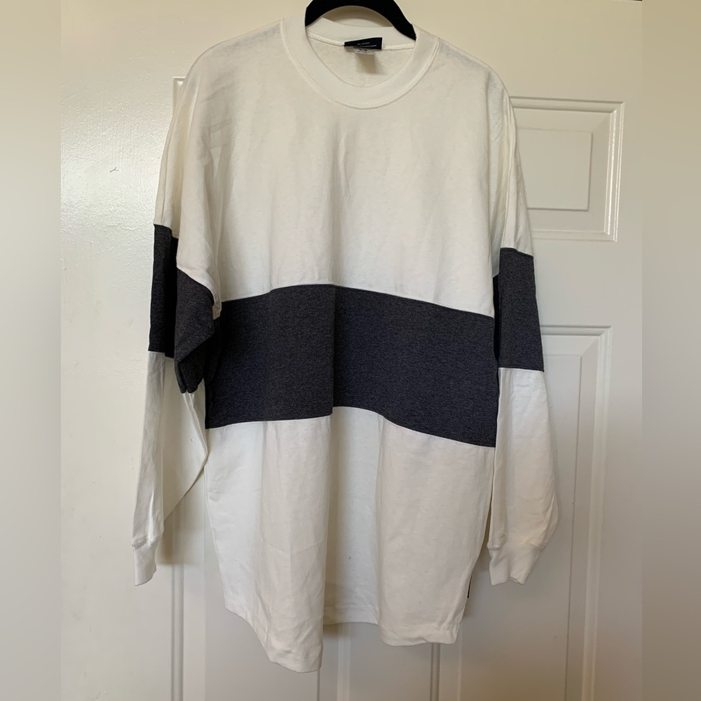 Spirit Jersey Men’s White & Black Top NWOT 🌴